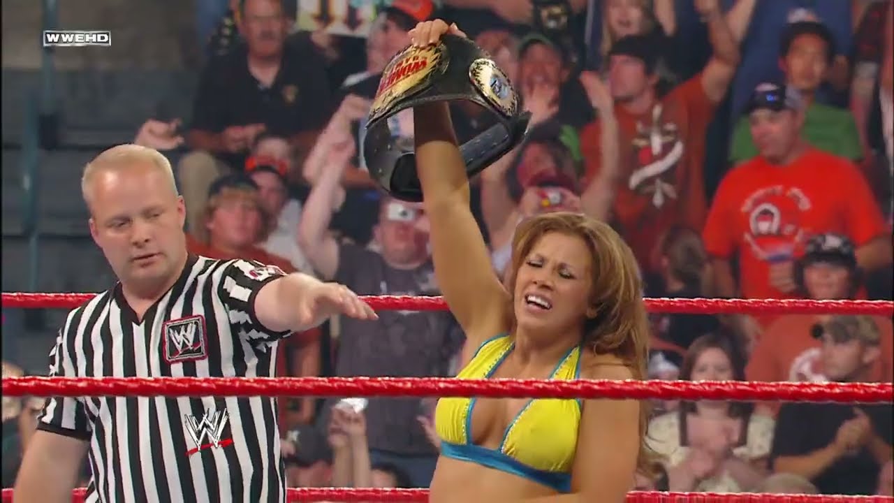 Raw: 6/30/2008 Mickie James vs Jillian Hall
