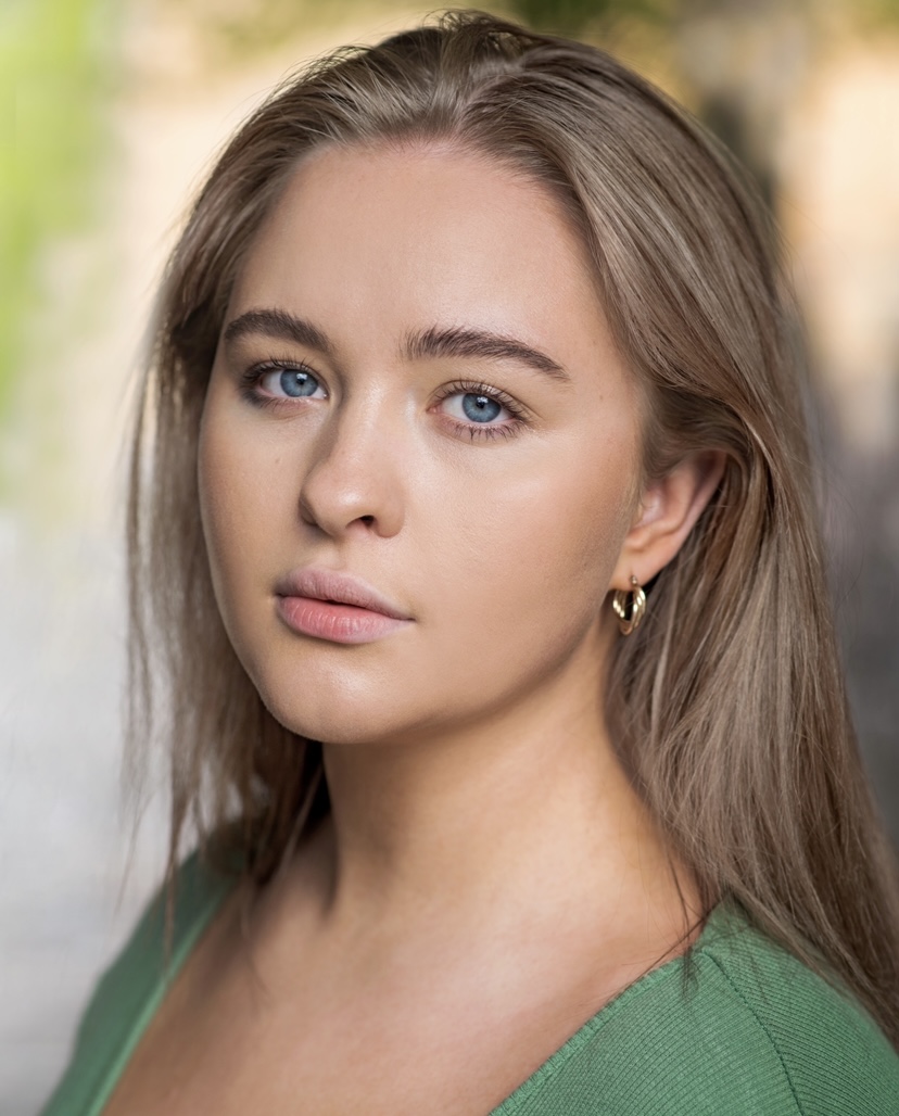 Nicole Nelrose