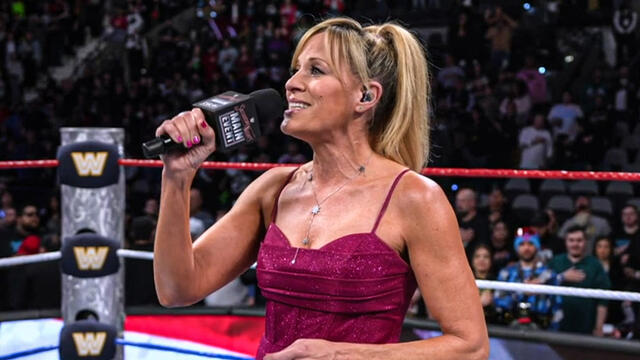 Lilian Garcia’s moving rendition of the national anthem: Saturday Night’s Main Event highlights