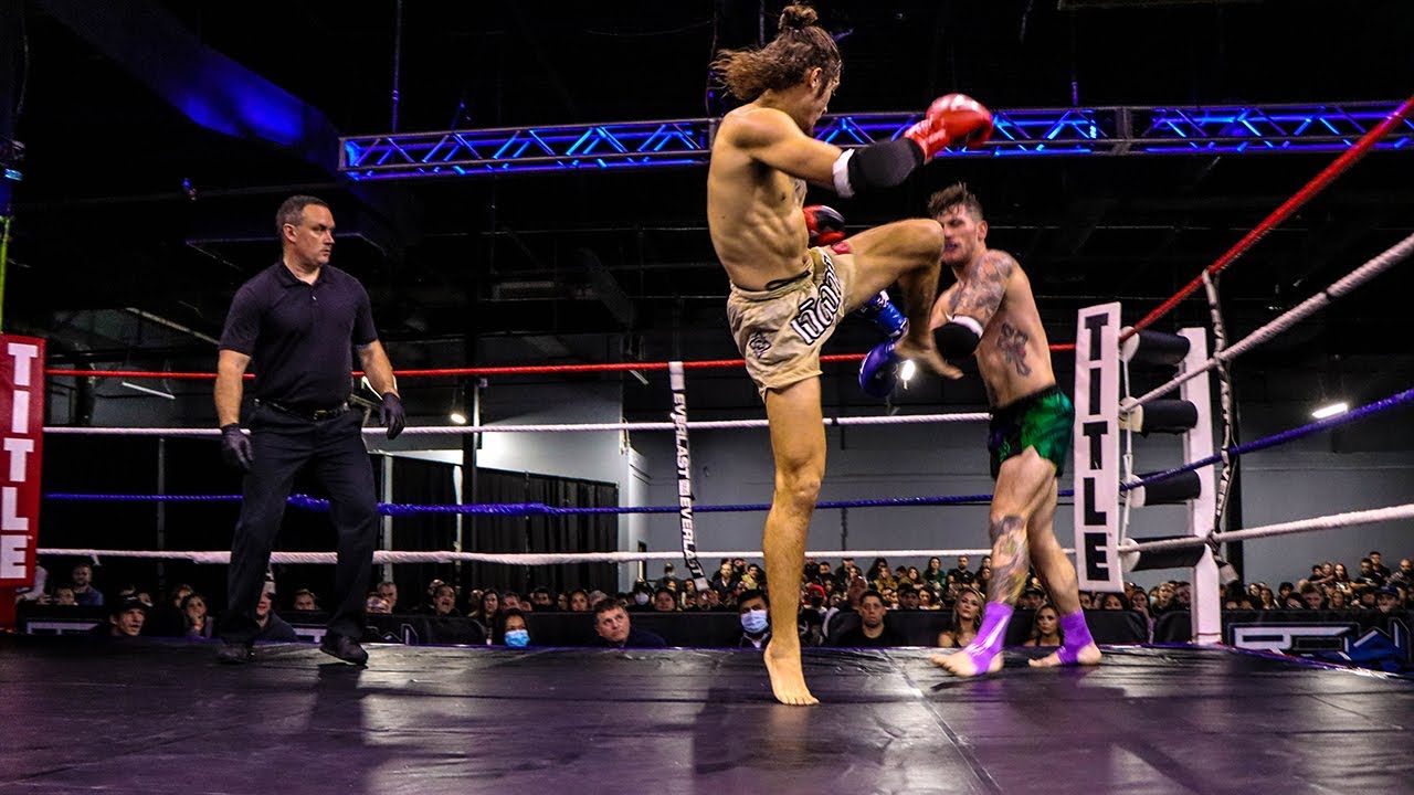 Vincent Mosca vs Greyson Secedes - Texas Muay Thai Championships 1