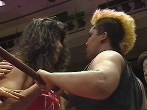 全日本女子プロレス アジャ・コング vs みなみ鈴香 オールパシフィッ選手権試合 1990年6月17日 後楽園ホール background