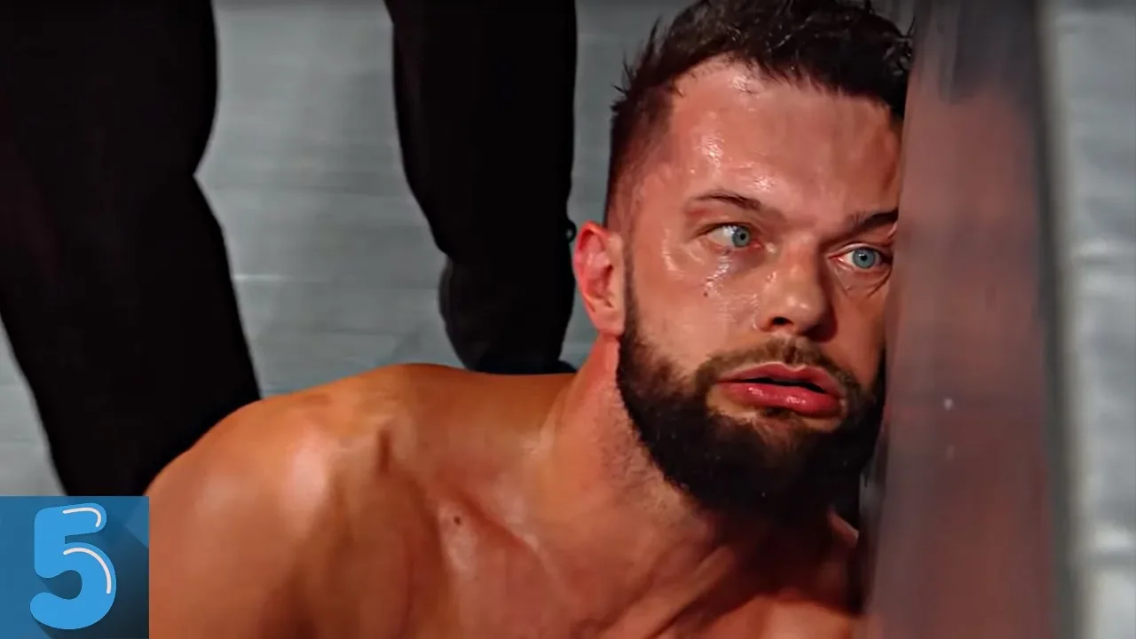 5 Current WWE Wrestlers Who Are Being Mis-Used background