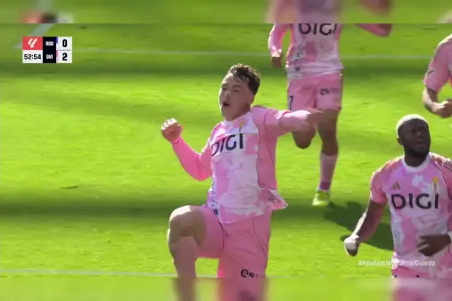 [Goal] Two goals down in a row! Goalkeeper's clearance error leads to Vignas' alert header rebound goal