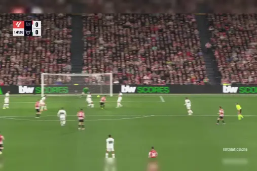 [Highlights] Wave of attacks! Guruzeta meets cross with first-time volley, slightly straight