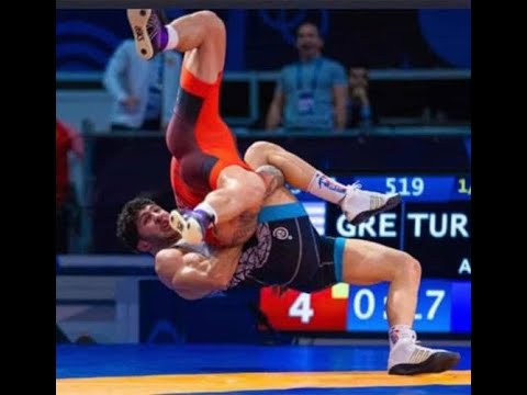 Cavit Acar, Ermeni Güreşçiden Söke Söke Madalyayı Aldı backdrop