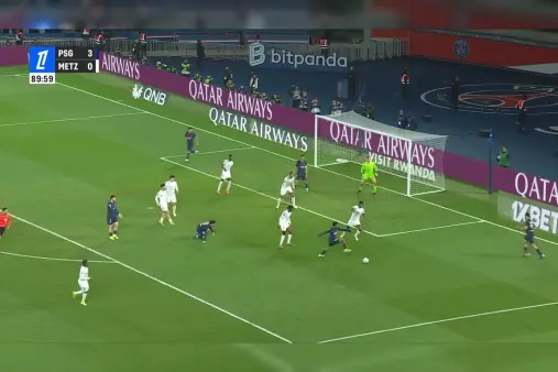 [Bloopers] Comedy Gold! Goncalo Ramos turns shot into a stop, then Mbaye also misfires