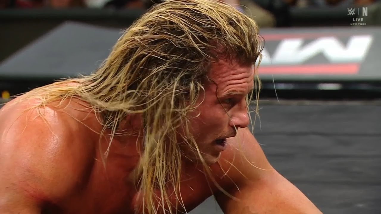 Dolph Ziggler vs. Solo Sikoa - WWE RAW | Nov. 17, 2025