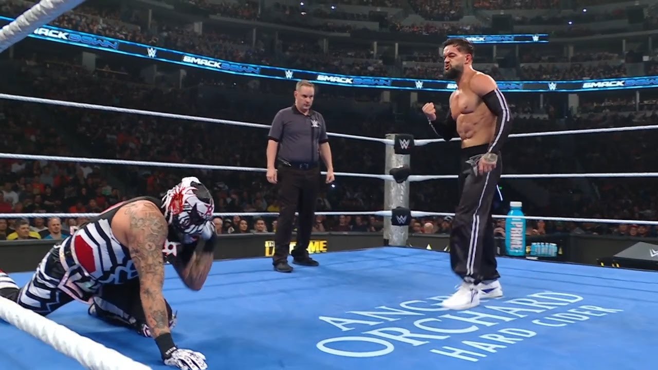 Penta vs. Finn Bálor - WWE SmackDown | Nov. 21, 2025