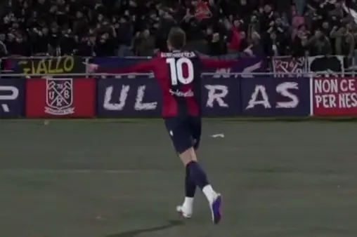 [Goal] Breaks the deadlock! Castro wins a penalty, Bernardeschi converts it with a kick