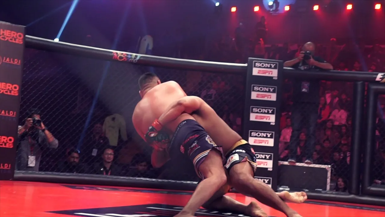 Super Fight League | Hemant Wadekar vs Amit Sawant | Finish with Fire | SFL