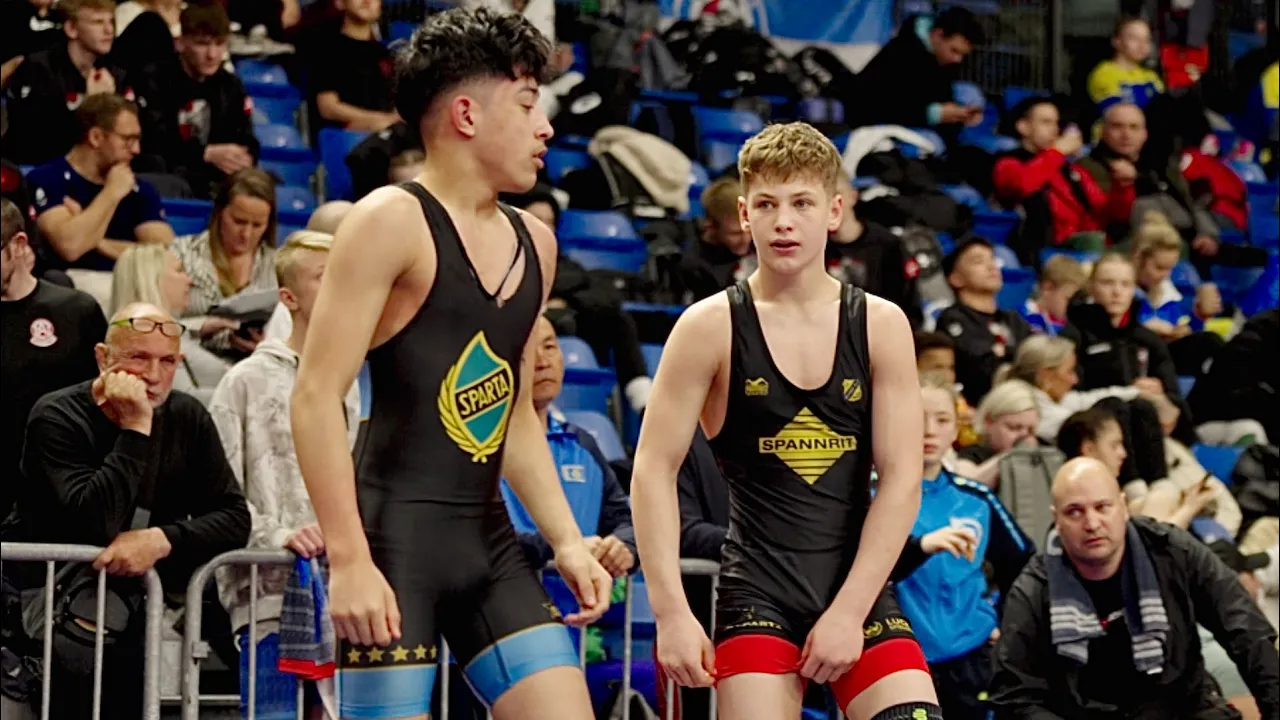 U15 Mike Seel (GER) vs Xavier Zuniga (SWE) 57kg. Greco-roman boys youth wrestling. B-cam-man