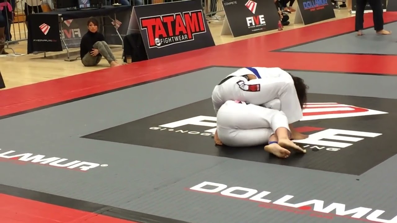 Epic Women's Brazilian Jiu Jitsu Match - Face Sit background