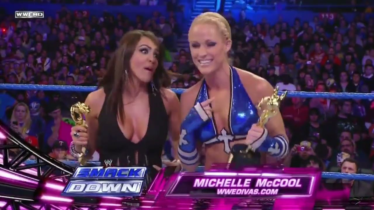 SmackDown: 1/7/2011 Kelly Kelly vs Michelle McCool background
