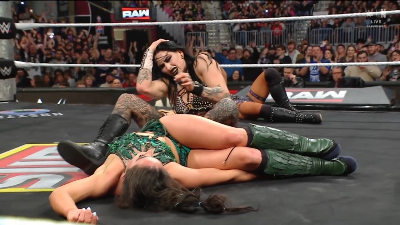 Rhea Ripley vs. Ivy Nile vs. Lyra Valkyria - WWE RAW | Feb. 9, 2026