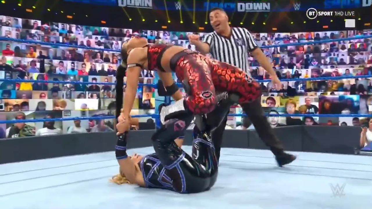 Bianca Belair vs Natalya background