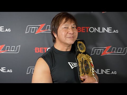 Kojima readies to fight Minoru Suzuki tonight background