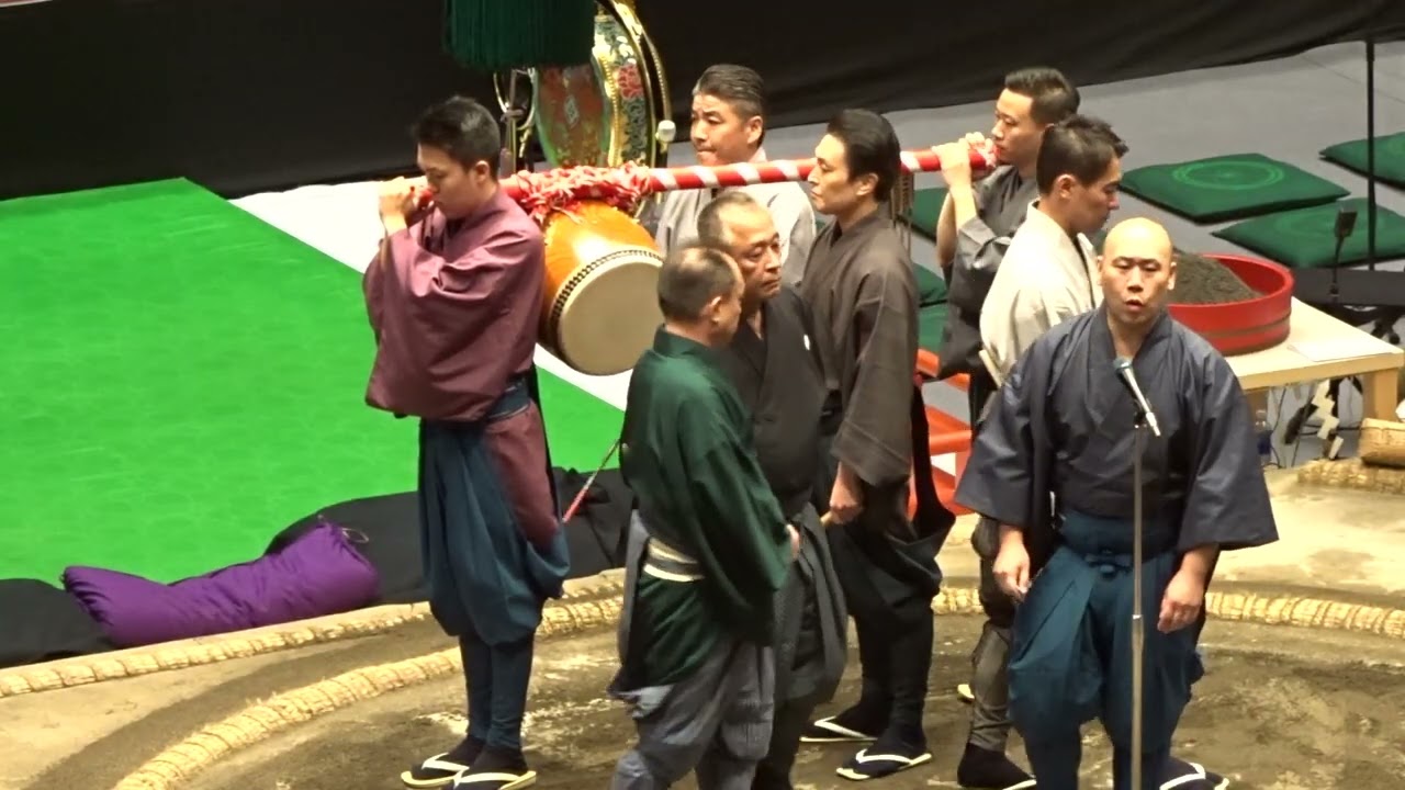 百周年場所 古式大相撲‼️顔触れ口上【日本相撲協会財団法人設立100周年記念百周年場所~古式大相撲と現代大相撲~】Special SUMO Event 2025/10/07 background