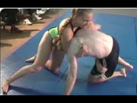 Girl vs Boy BJJ fights Girl destroys boy in Brazilian Jiu Jitsu! Girl Humiliate Boy BJJ FIGHT.