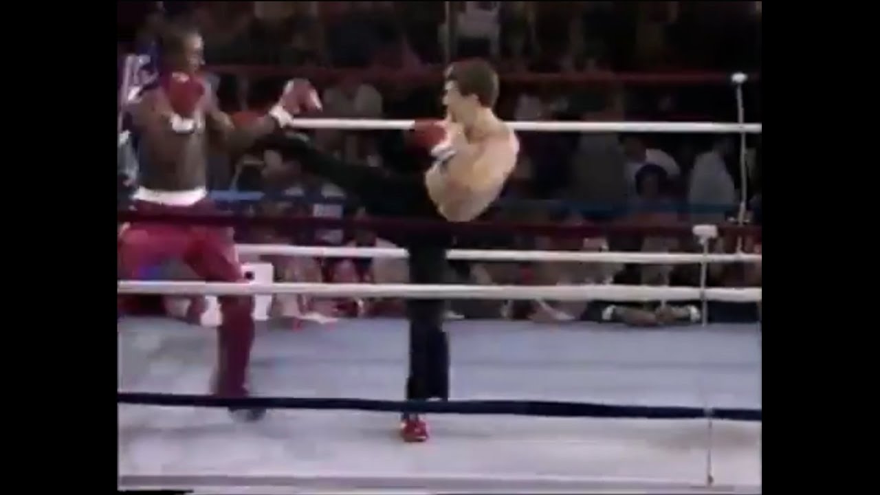 Tiger Claw Kungfu (Hung Gar Family) vs Karate Kickboxing backdrop
