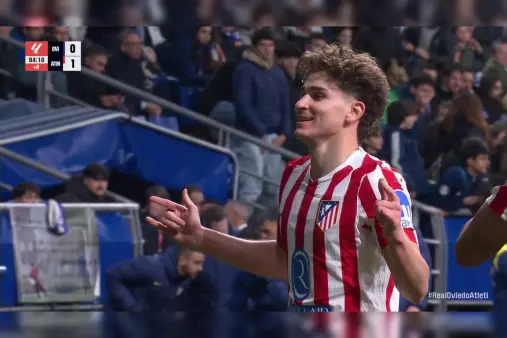 [Goal] Near winner! Little Spider's clever cutback in the box and low shot finds the net