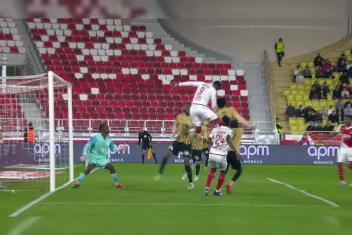 [Goal] Breaks the deadlock! Balogun heads home from teammate's cross