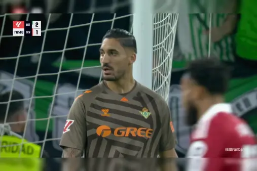 [Highlights] Adams strikes near post, Valles stands firm to defuse danger