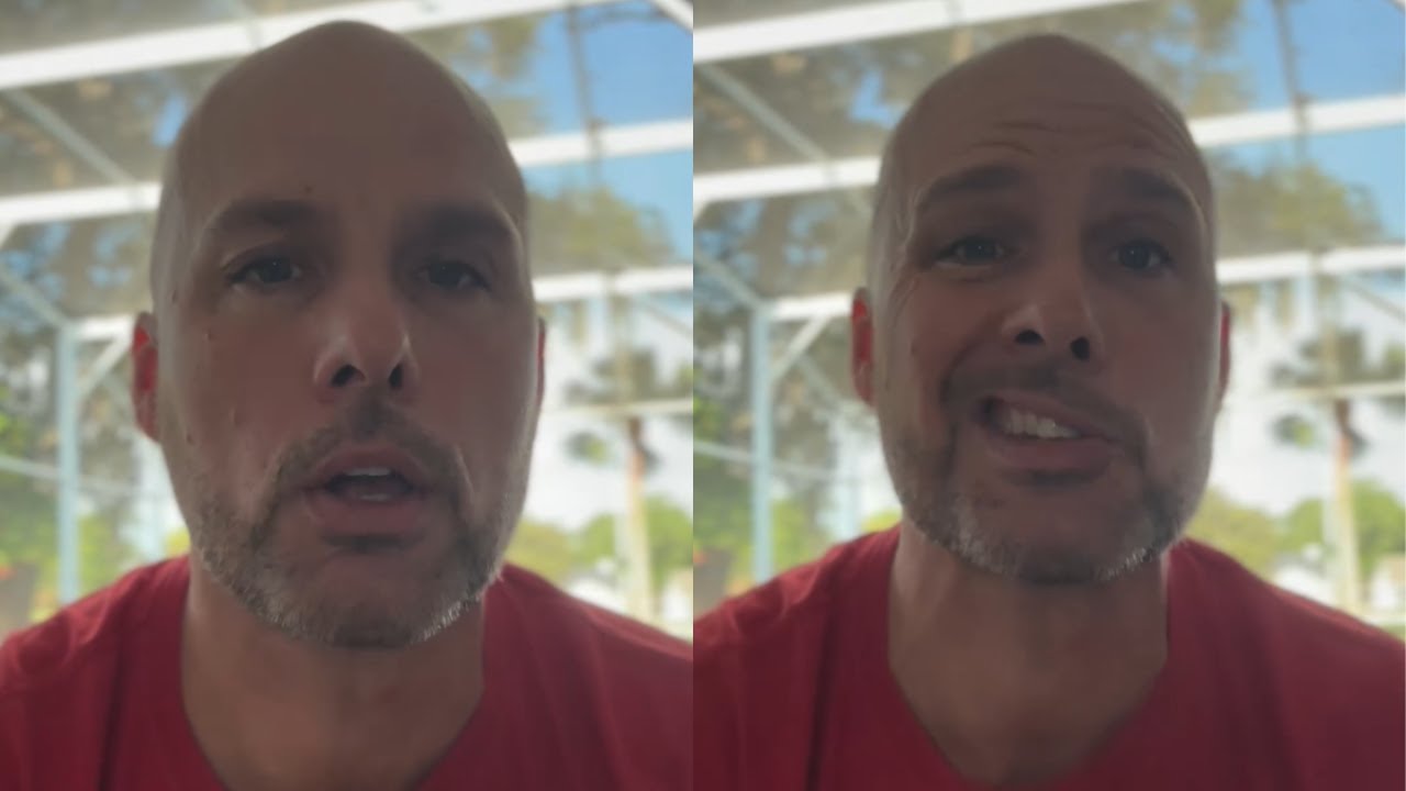 RAW GM Adam Pearce ANGRY rant🤬 background