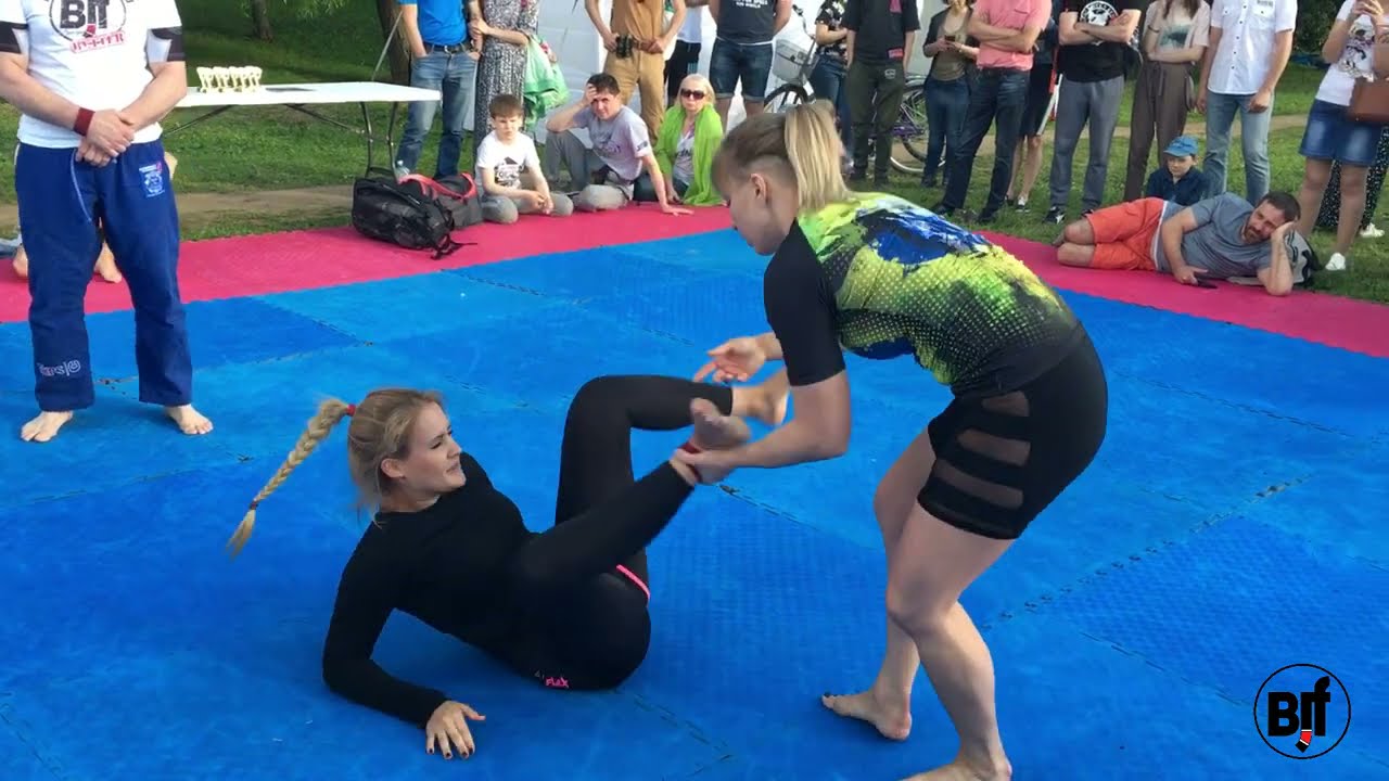 GIRLS NO GI BJJ FIGHT Women's, MARTIAL ART FOR GIRLS
