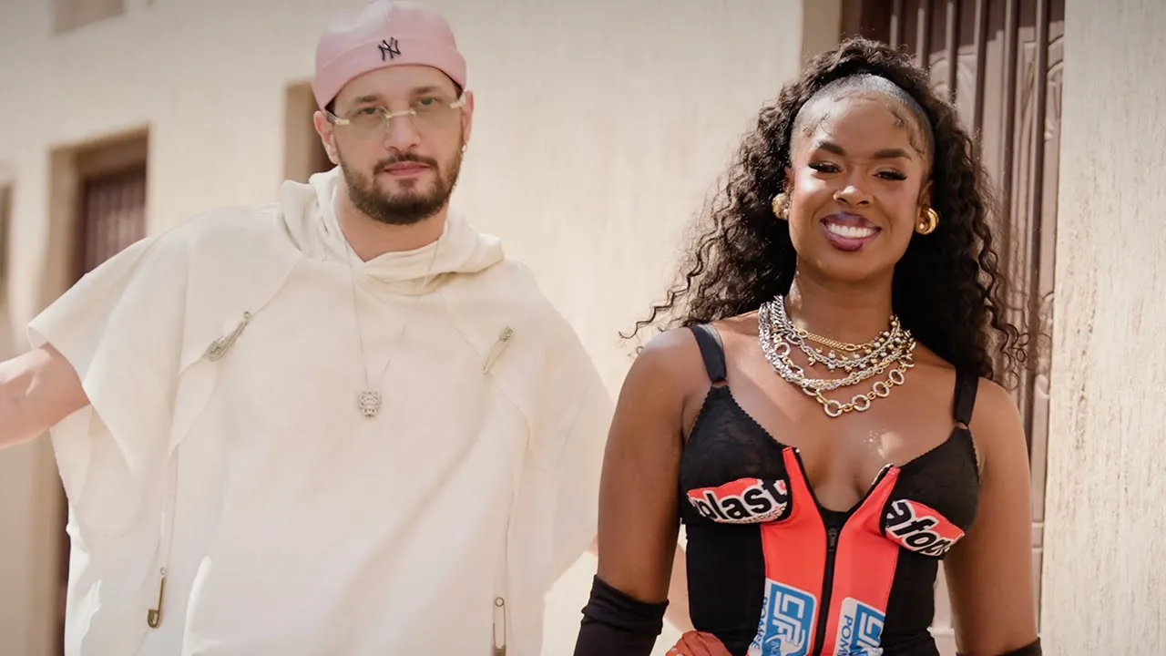 Soolking ft. Bamby - TOUT DOUX [Clip Officiel]