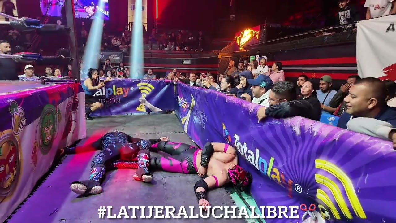 Príncipe Centauro 🆚 Hysteriosis en mano a mano extremo en IWRG