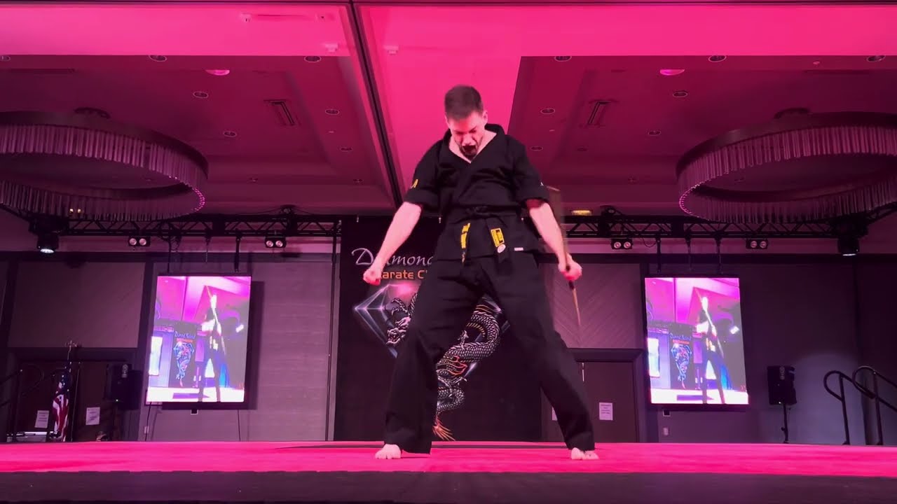 Ben Jones Men's CMX Weapons Diamond Ring Finals - Diamond Nationals 2025 background
