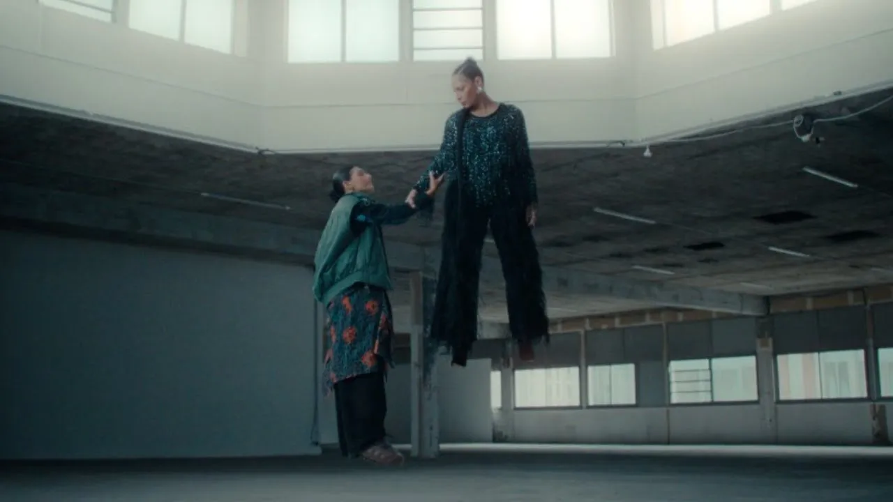 Zaho - Amour Propre (Clip officiel)