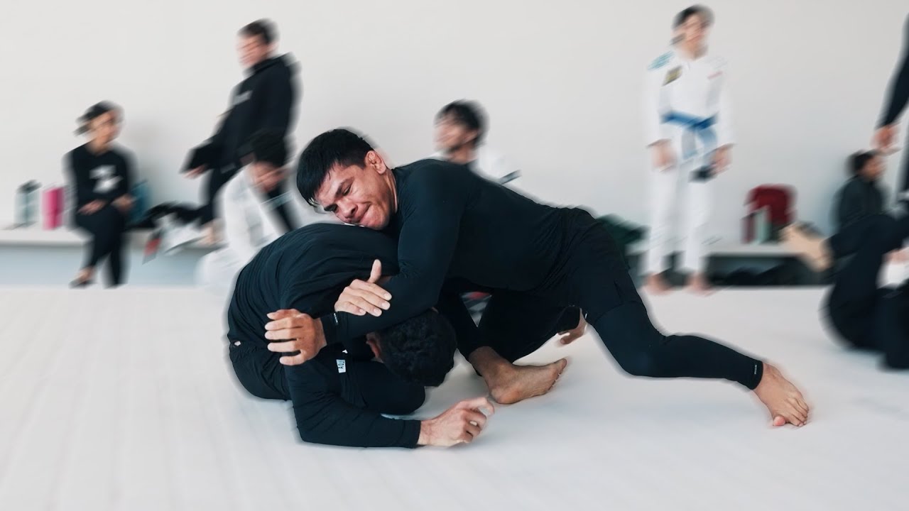 FULL ROUND: Diego Pato Is Dangerous Everywhere