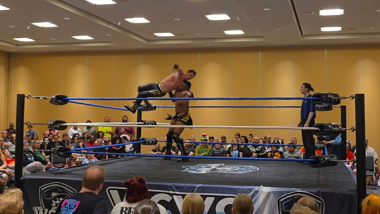 Dex Royal vs Mike Noble (WCWO Gunslinger Title) - WCWO Comic Con 3/15/25 background