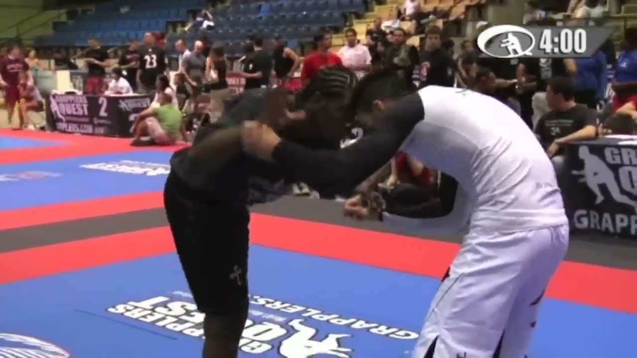 Anaconda Choke Submission - RICK MIGLIARESE vs RON STALLINGS at Grapplers Quest Pro - XRP2034.com
