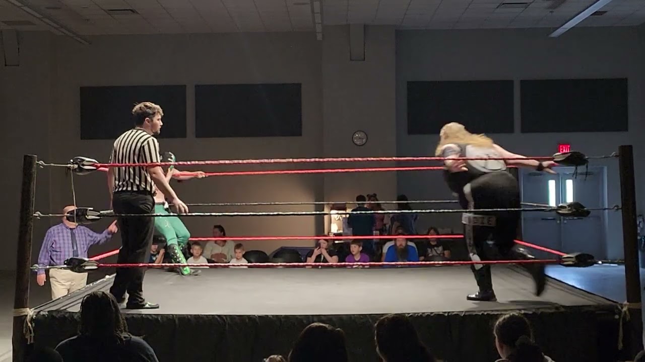 Joe Jitsu vs Brodie Bodkins - WPW 4/28/24 background