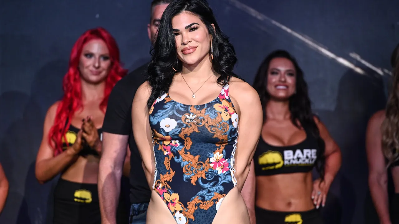 Best UFC debuts in BKFC! background