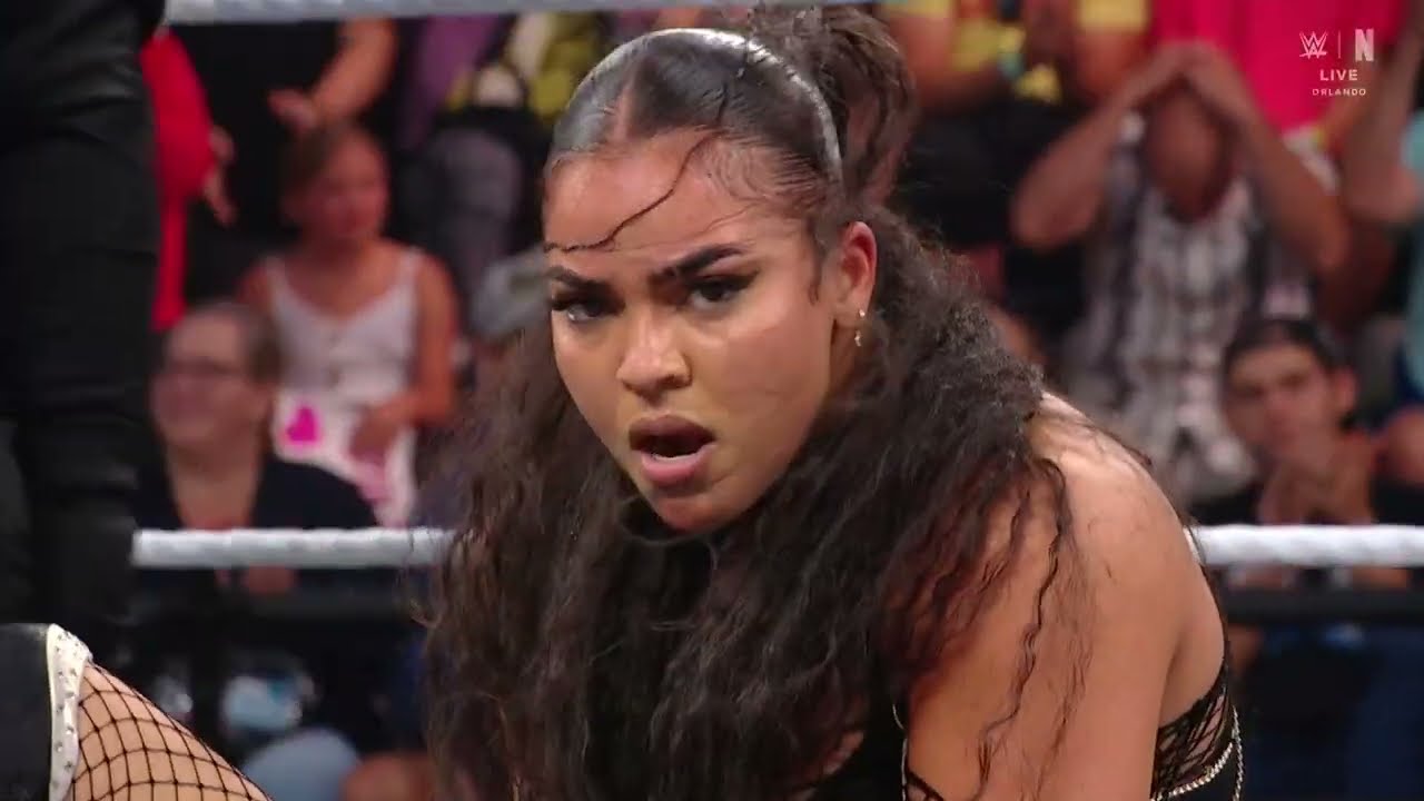 Jaida Parker VS Thea Hail 2/2