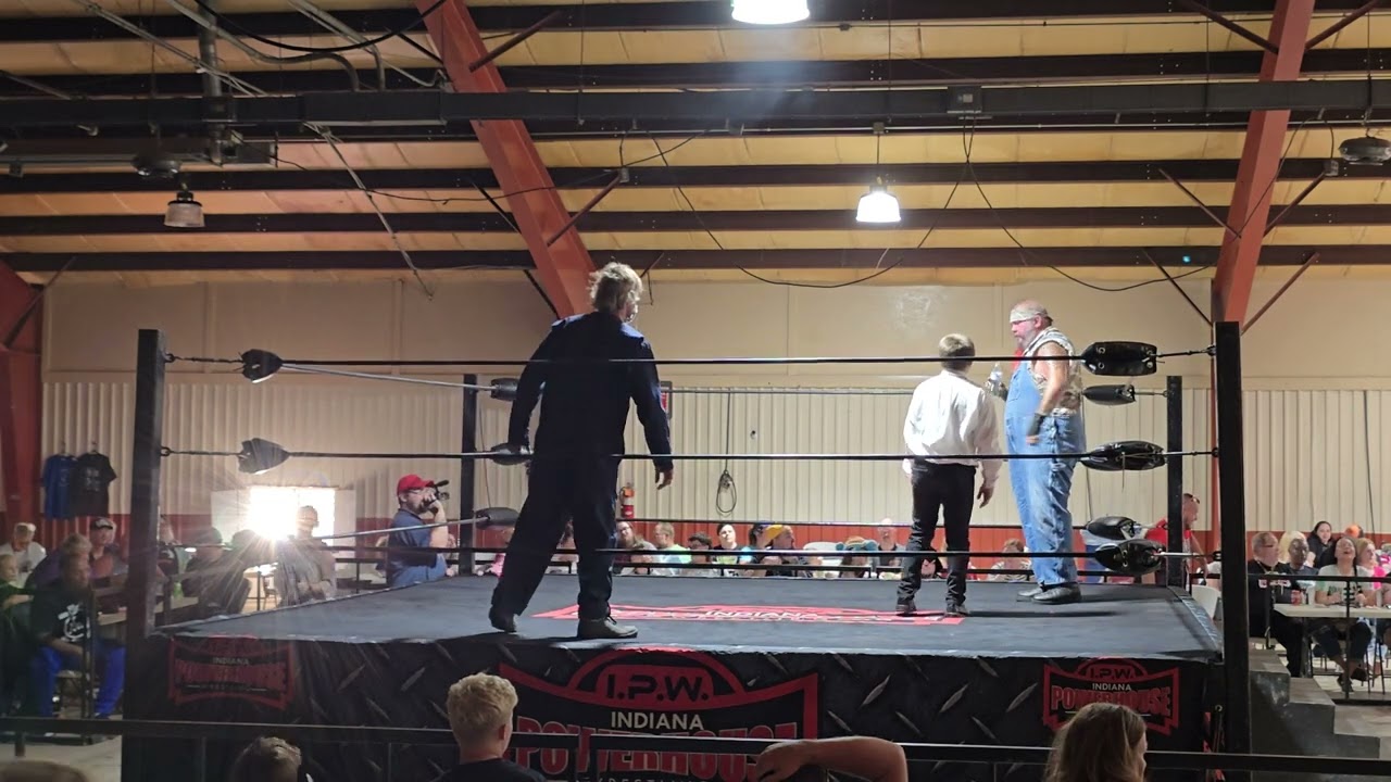 Miyor Butreiks vs Big Chuck Wagon - IPW 8/10/24 background