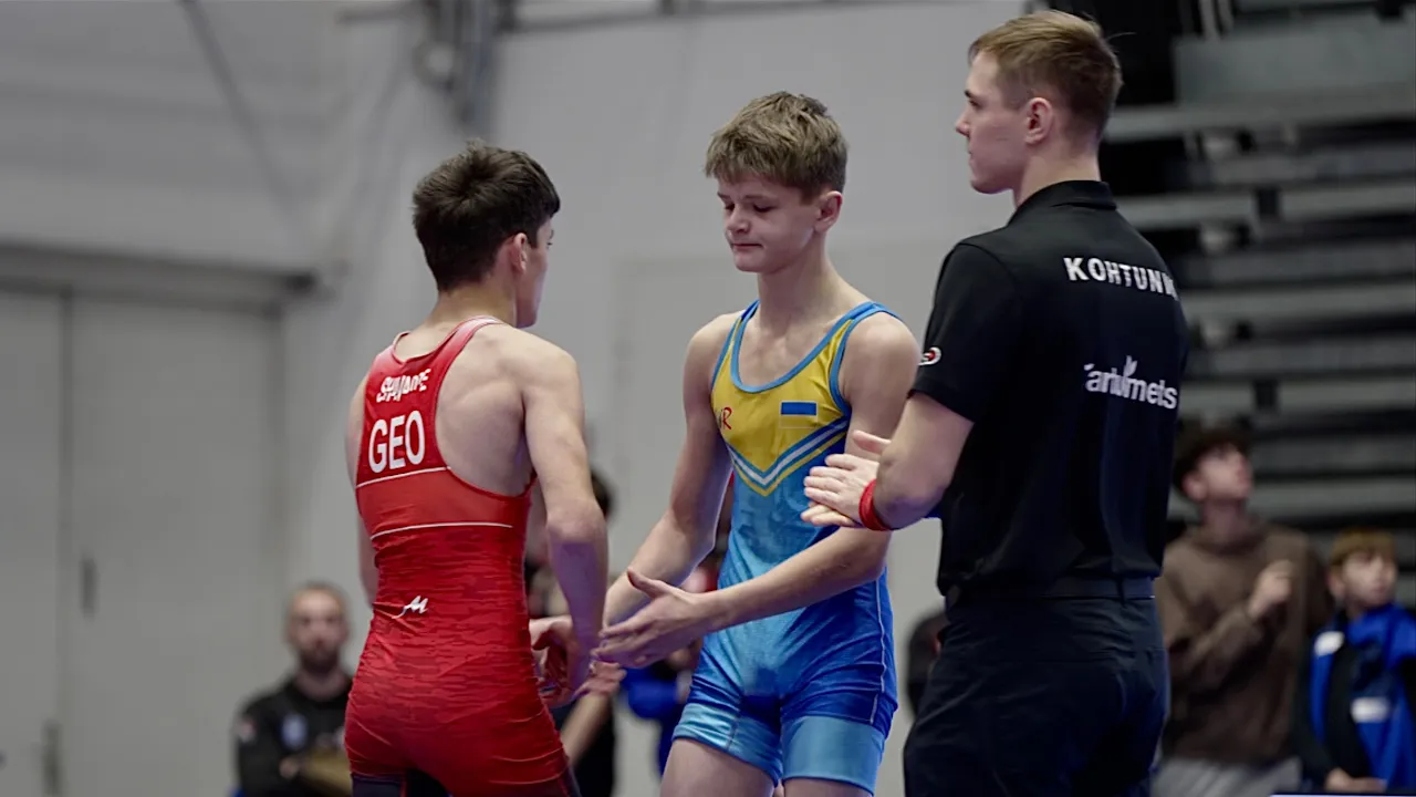 U17 Dachi Shavadze (GEO) vs Igor Tutskaniuk (UKR) 48kg. Greco-roman boys youth wrestling tournament.