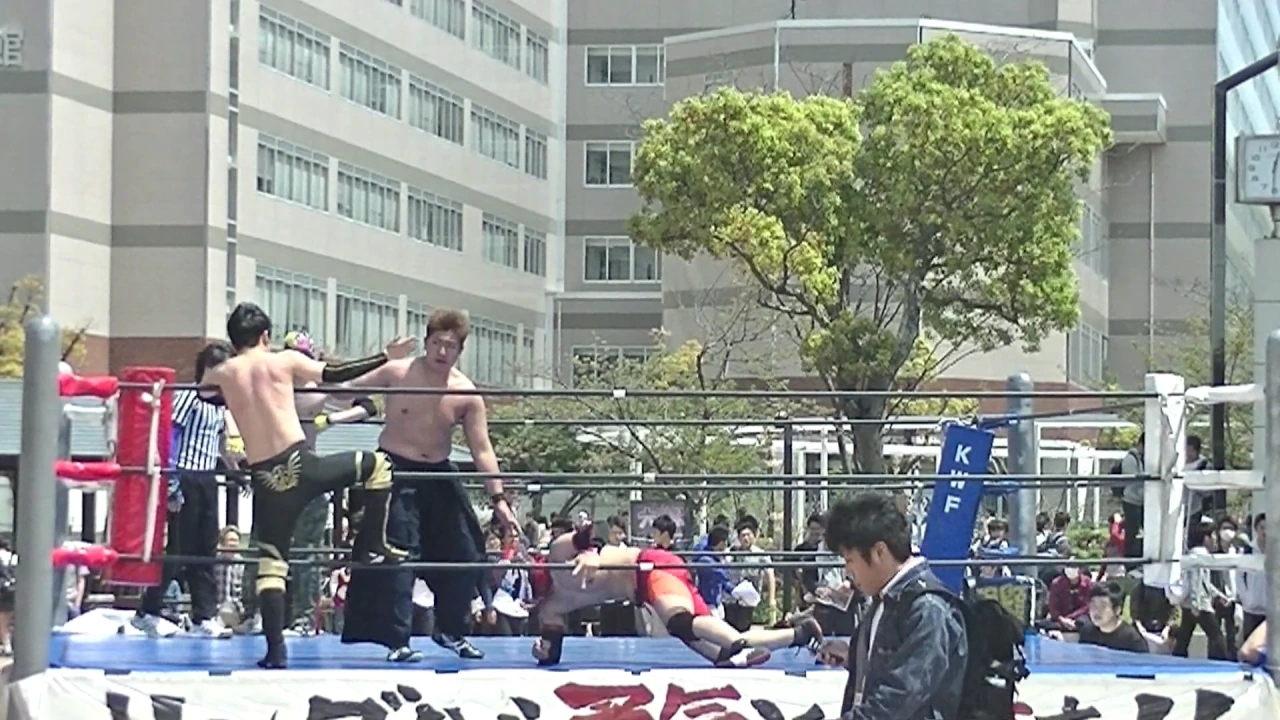 2017・4・19 九州産業大学プロレス研究部 新入生歓迎パークコンサート メインイベント background