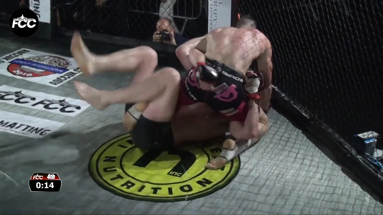 FCC 17: James Reedman Vs Mark Kinsella (Champion) background