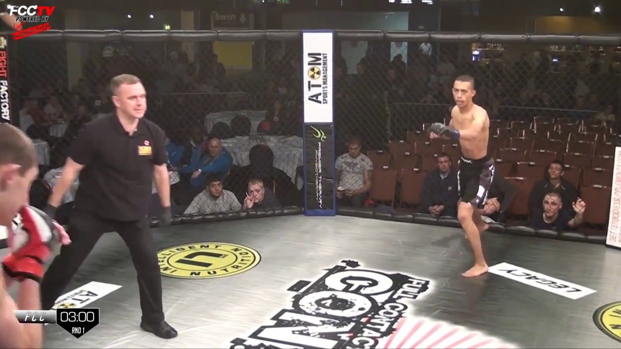 Full Contact Contender 8 Leon Harris VS Rob McNee background