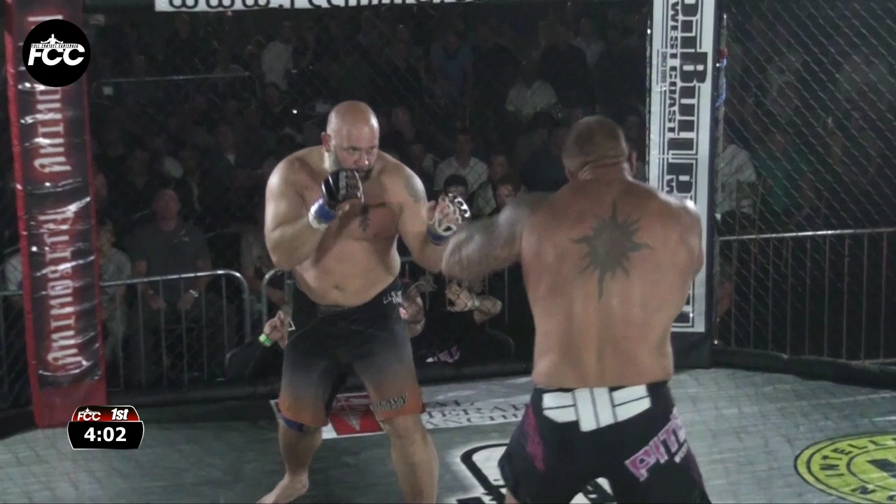 FCC 17: Karl "The Machine" Etherington Vs Kamil Bazelak