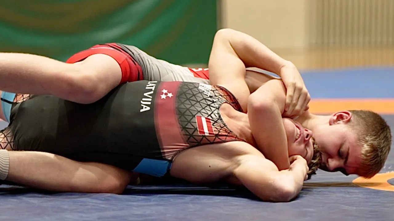 U17 Maksims Gerasimovs (LAT) vs Timurs Kujalovs (LAT) 52kg. Freestyle boys youth wrestling.