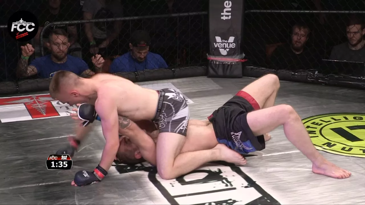 FCC 19: John Smooth vs Jamie Kelly