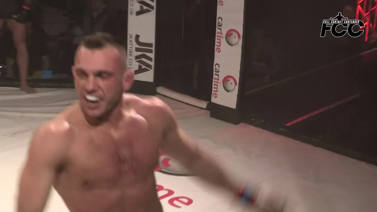 CO MAIN EVENT ANT DAVIES VS LUCASZ SWIRYDOWICZ
