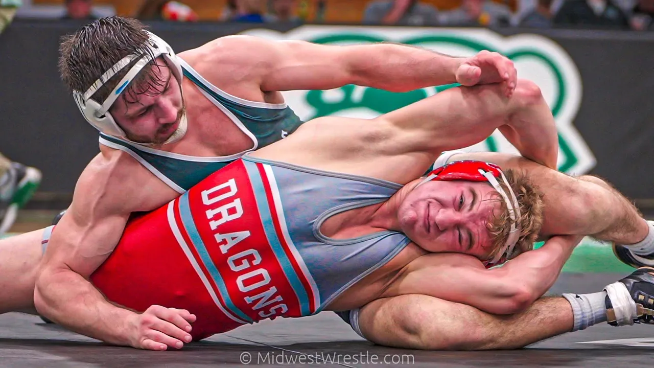 165 – Shane Gantz {G} of Wisconsin-Parkside vs. Jonas Anez {R} of Minnesota State Moorhead background