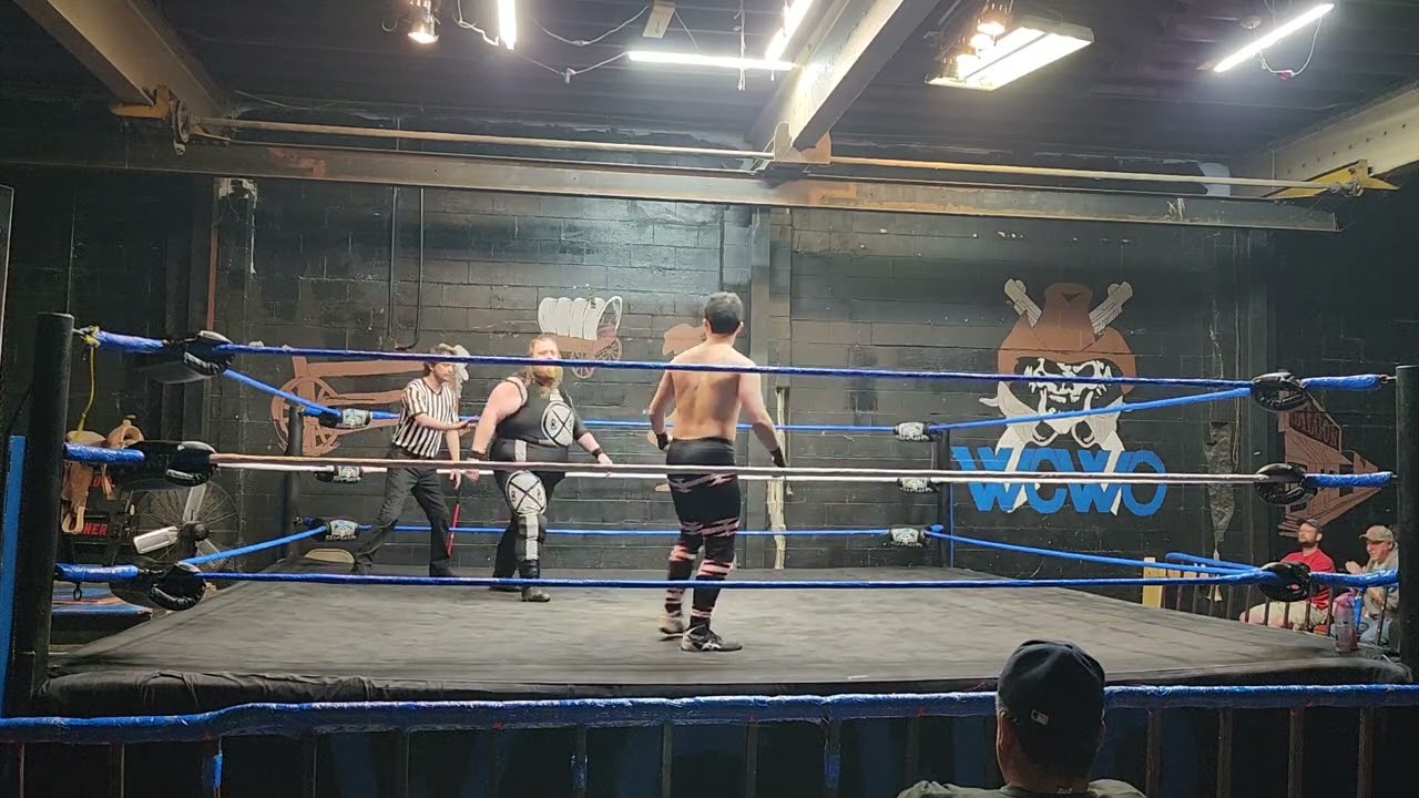 David Light vs Brodie Bodkins (WCWO Gunslinger Title) - WCWO 4/26/24 background