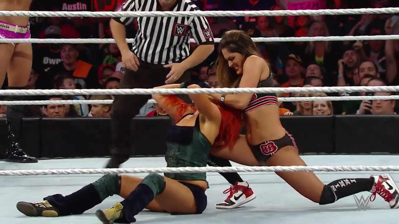 FULL MATCH: 1080pHD WWE RAW 09/28/15 Team Bella vs Team PCB (Paige Attacks Natalya)